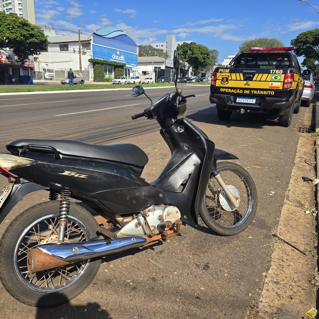 Motoneta com quase R$ 220 mil em débitos é apreendida pela Semob