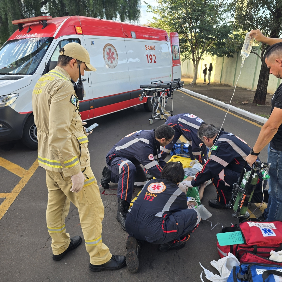 Cozinheiro é socorrido em estado grave após ser atropelado por moto na Vila Bosque