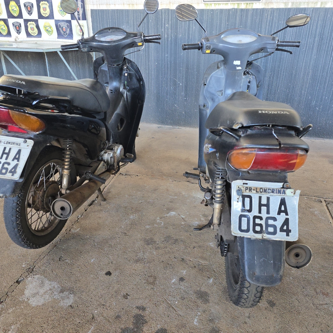 Motos furtadas com as mesmas placas são recuperadas por agentes de trânsito