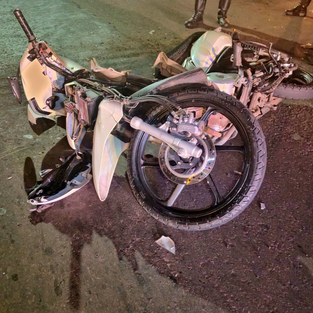 Mulher de 29 anos sofre acidente grave na Avenida Mandacaru