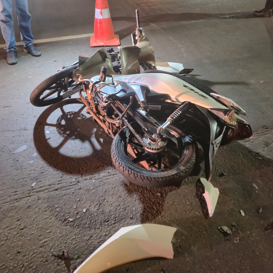 Mulher de 29 anos sofre acidente grave na Avenida Mandacaru