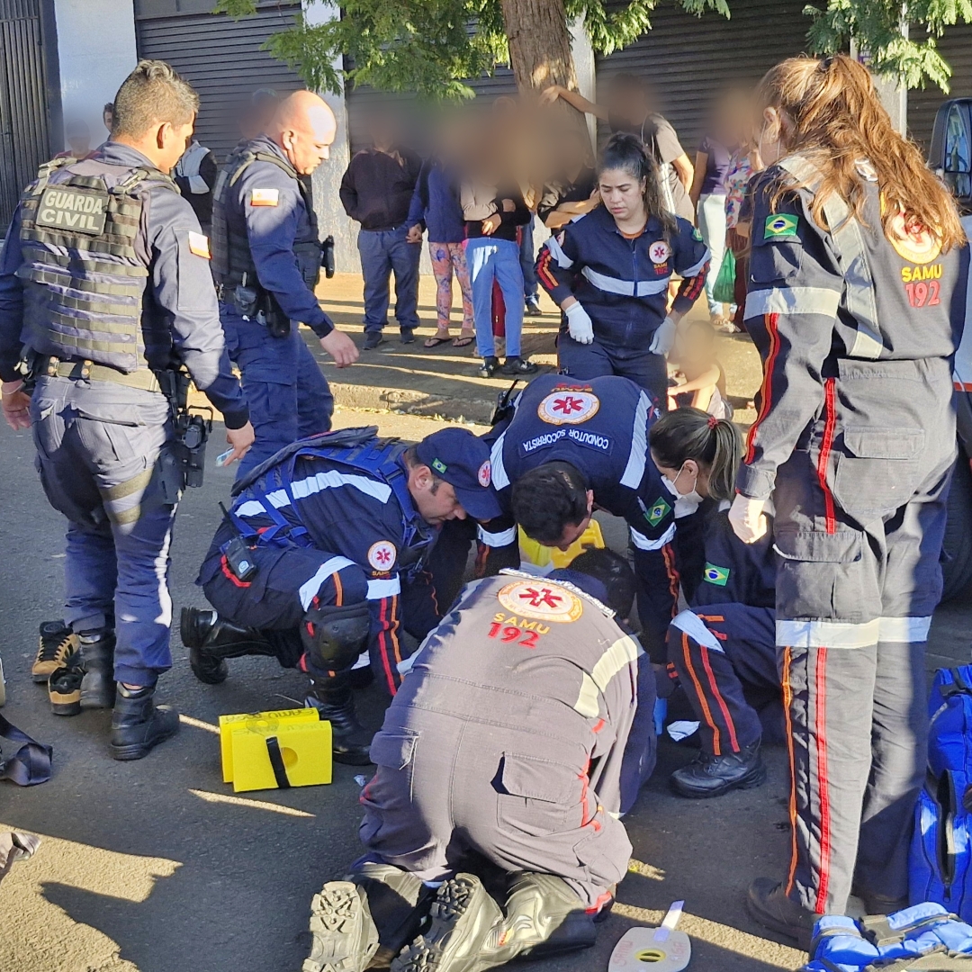 Senhor de 51 anos sofre acidente ao ser atropelado por moto em Maringá