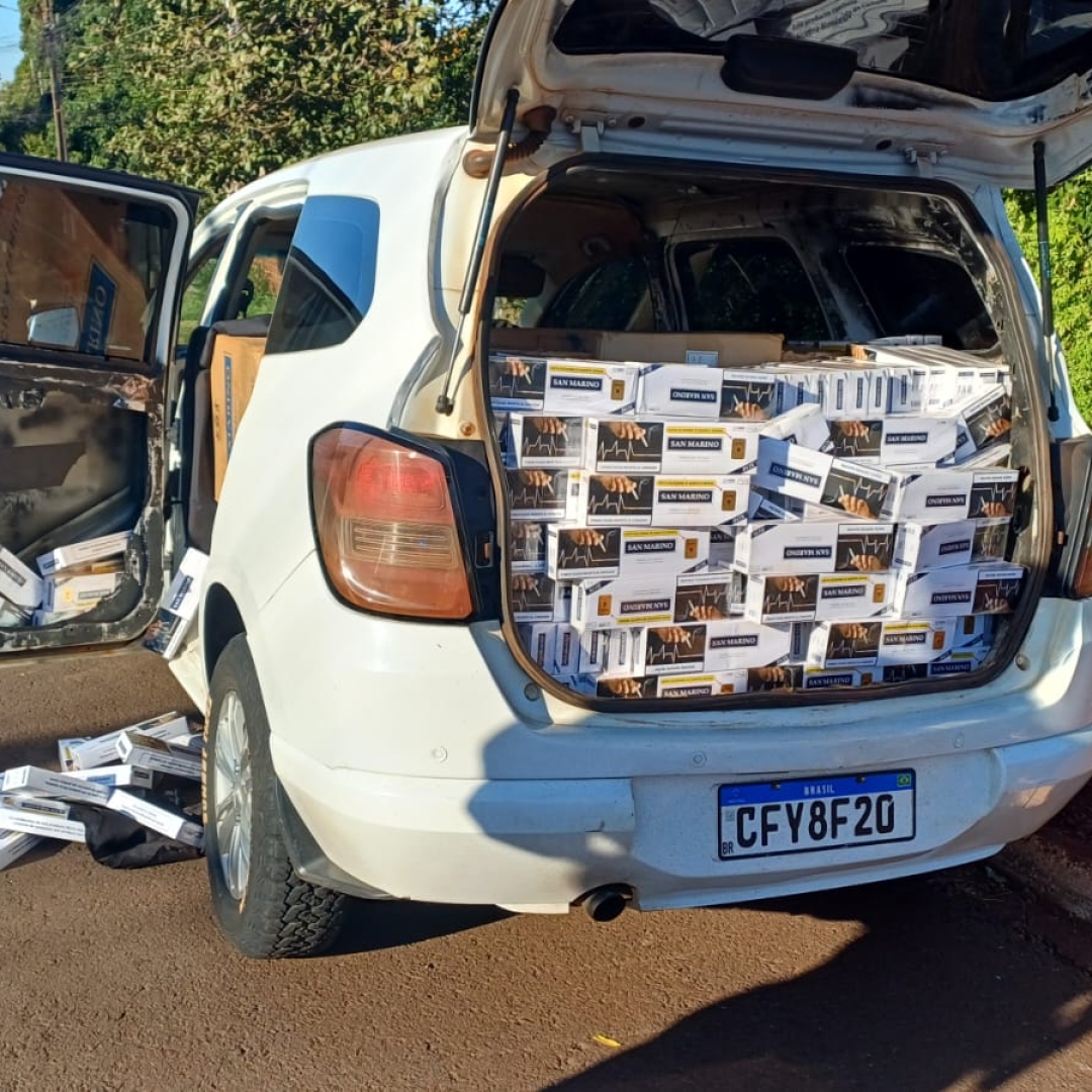 PRF apreende carro lotado de cigarros contrabandeados e agrotóxicos 