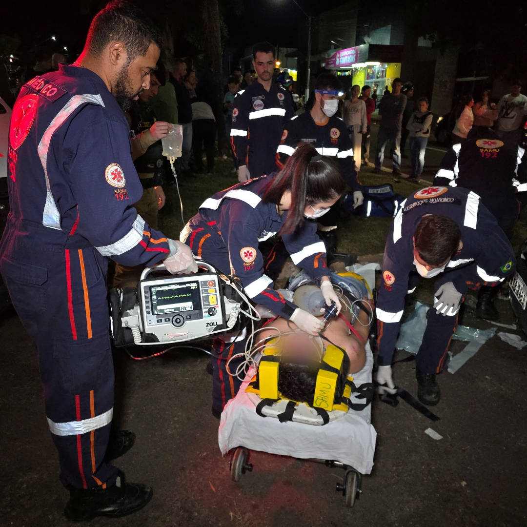 Motorista invade preferencial e provoca acidente gravíssimo em adolescente de 16 anos
