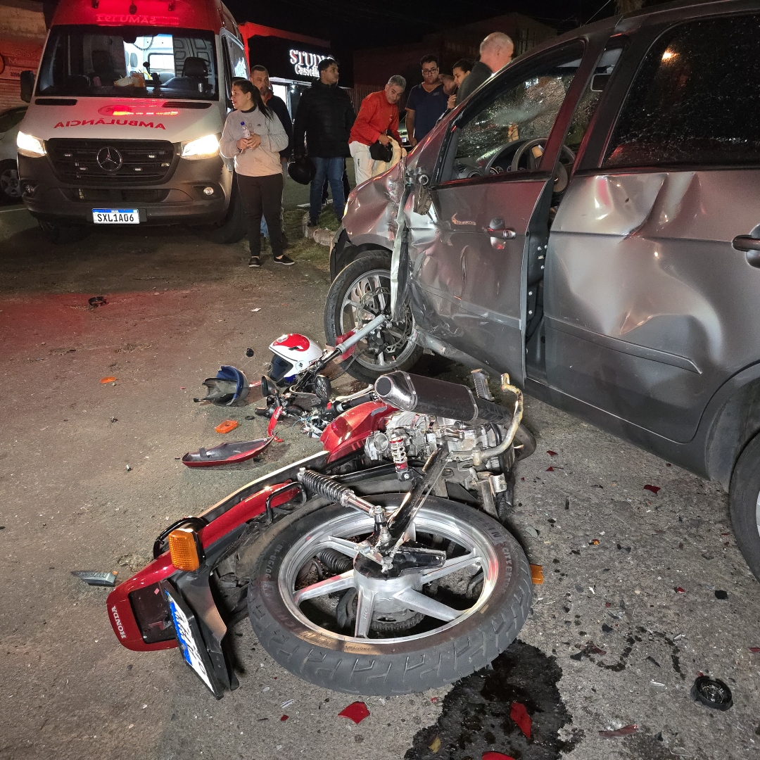 Adolescente que sofreu acidente de moto na Avenida das Palmeiras morre no hospital