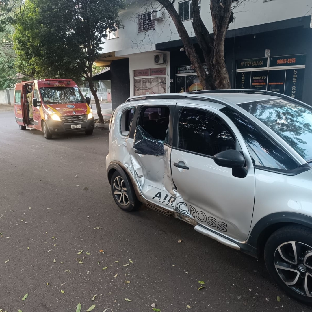 Motociclista de 18 anos é intubado ao sofrer acidente gravíssimo na zona 7