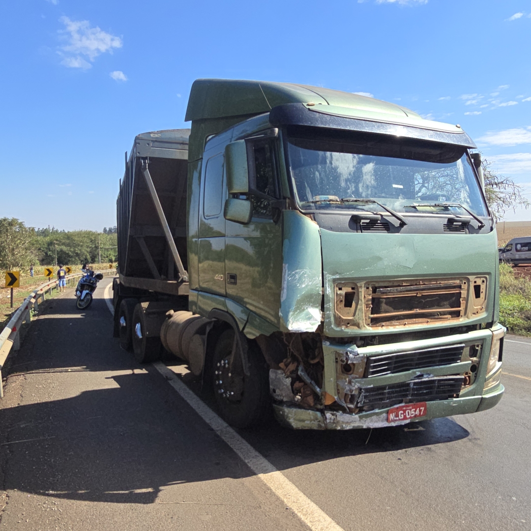 Duas pessoas morrem de acidente na rodovia de Doutor Camargo