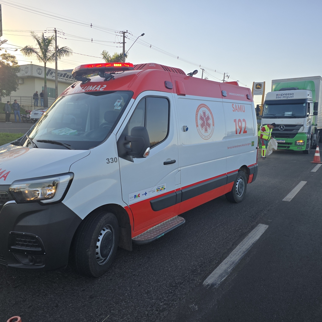 Motociclista morre atropelado na rodovia de Mandaguari e o corpo é localizado enroscado em caminhão na pista de Marialva