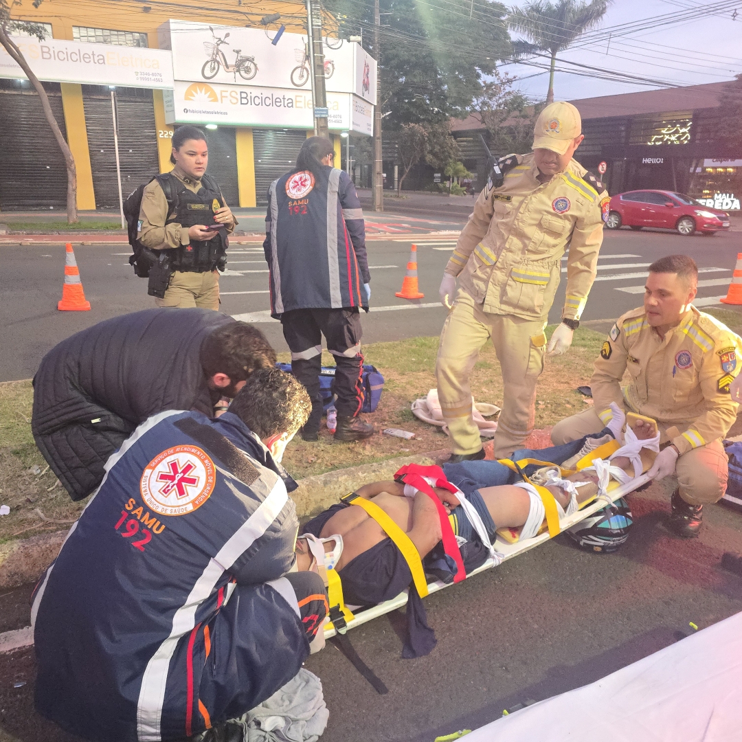 Motorista provoca acidente grave na Avenida 19 de Dezembro e depois foge do local