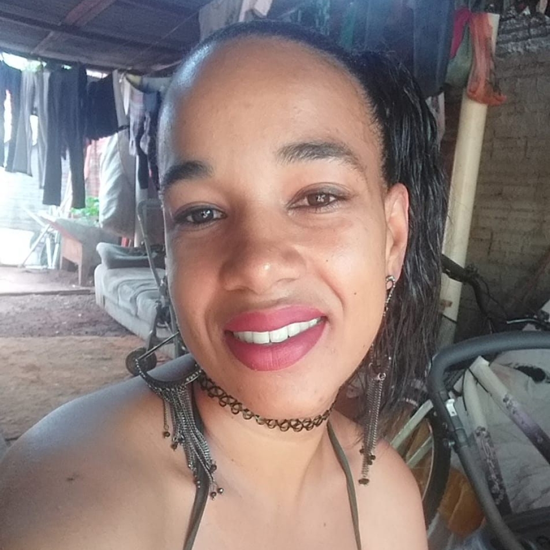 Mulher suspeita de envolvimento em crime de latrocínio em Maringá é procurada