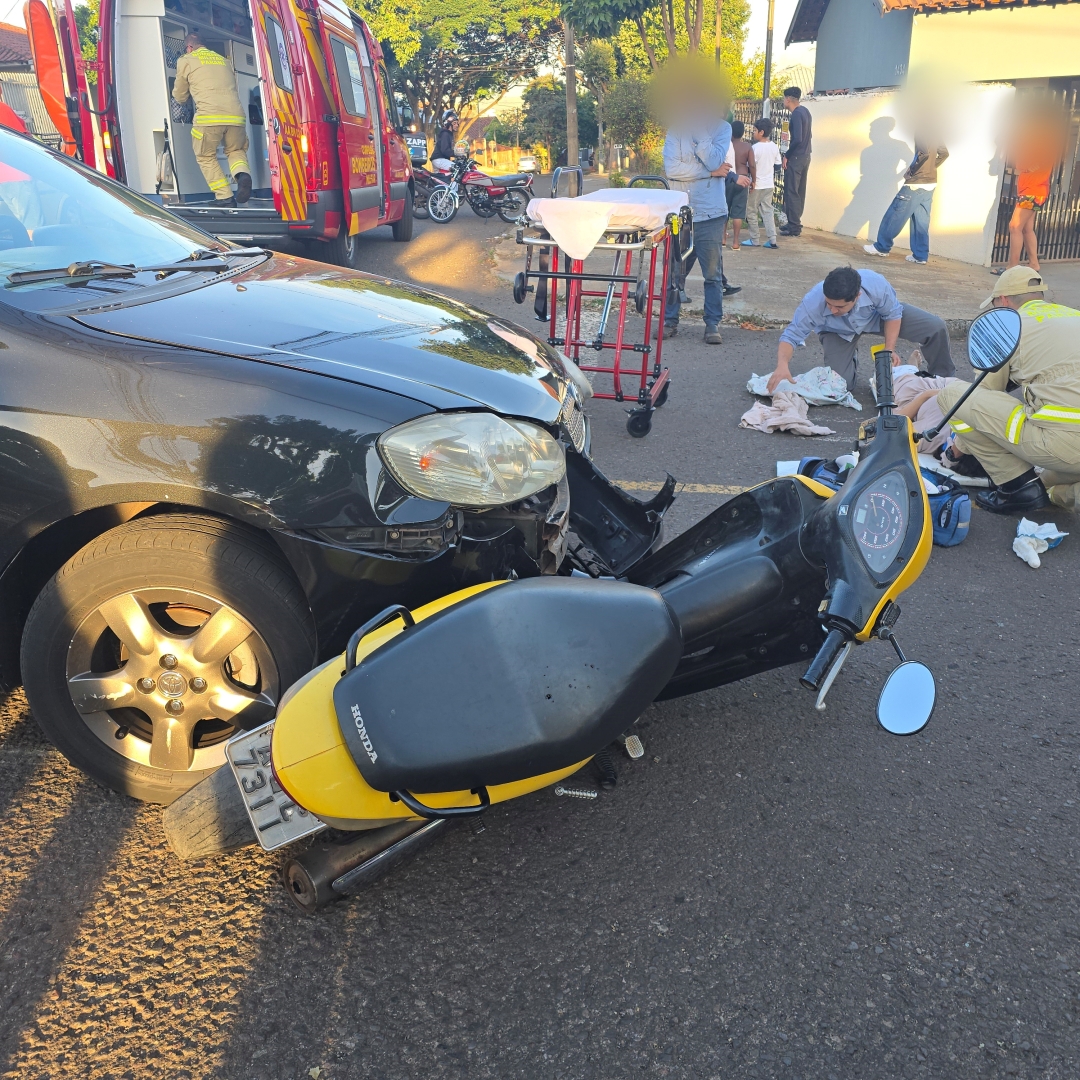 Mulher fica gravemente ferida após motorista invadir preferencial no Conjunto Guaiapó