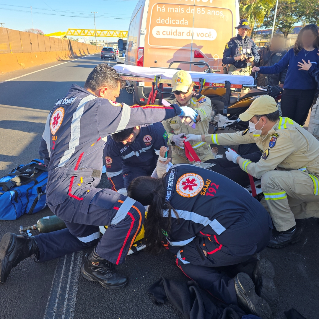 Motociclista sofre ferimentos graves após ser tocado por carro na rodovia de Sarandi