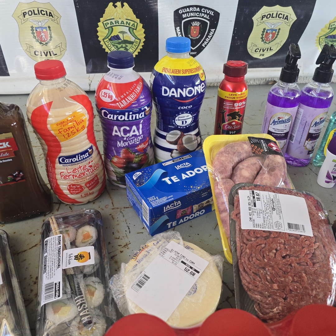 Operador de caixa e amigo são presos após praticarem furto em supermercado