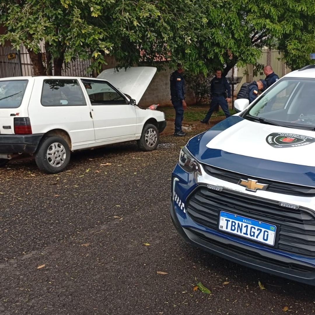 Homem com diversas passagens pela polícia é preso com carro furtado
