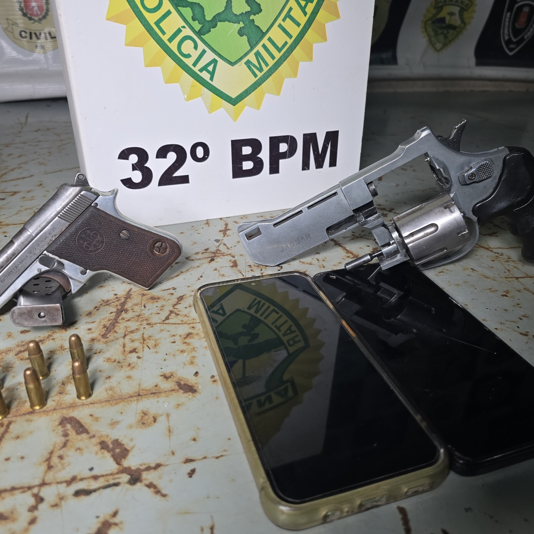 Rotam do 32º Batalhão prende três homens com armas de fogo em Sarandi