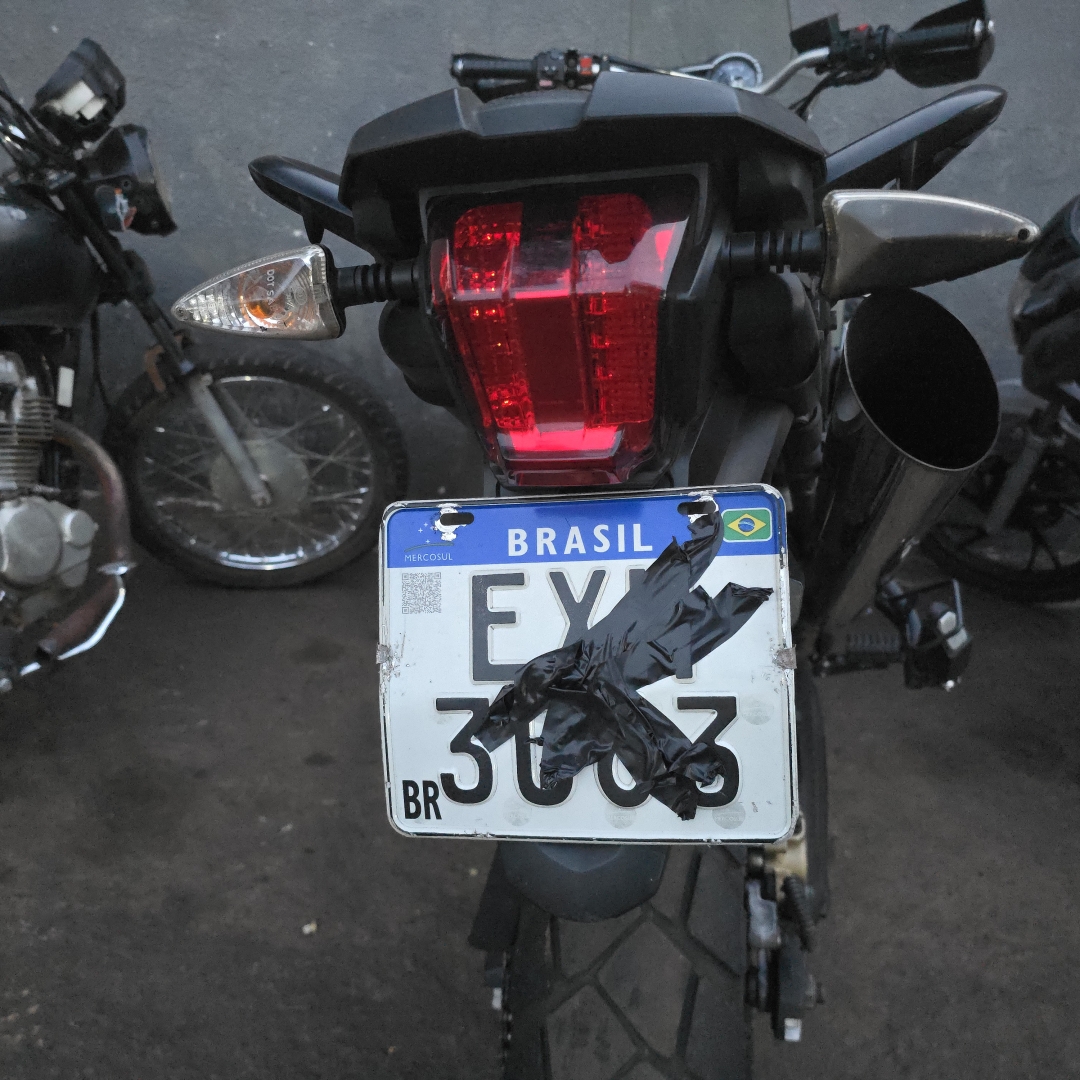 Motociclista que adulterou a placa para fazer anarquia em Maringá é preso