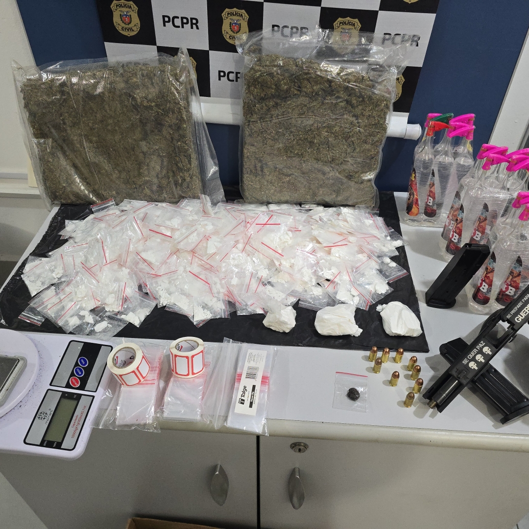 Rapaz envolvido em homicídio é preso com grande quantidade de cocaína e arma de fogo