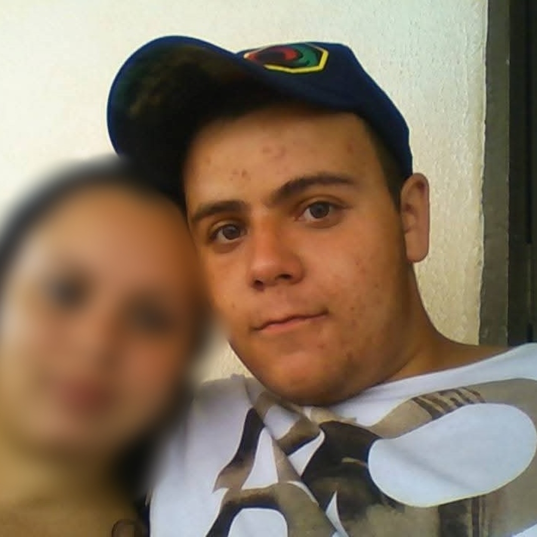 Ladrão que agia com a namorada nas imediações de uma faculdade é preso em Maringá