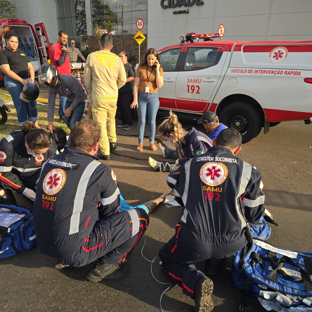 Motociclista sofre trauma de crânio grave ao se envolver em acidente