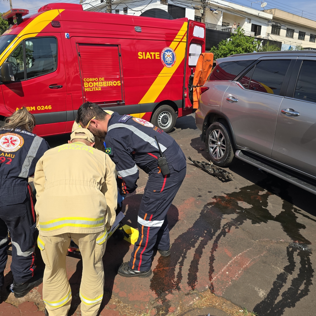 Motorista de caminhonete invade preferencial e provoca acidente grave na Mandacaru