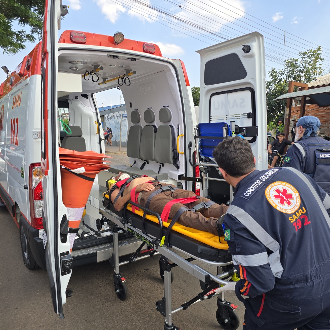 Homem é socorrido após ser esfaqueado e espancado na cidade de Sarandi