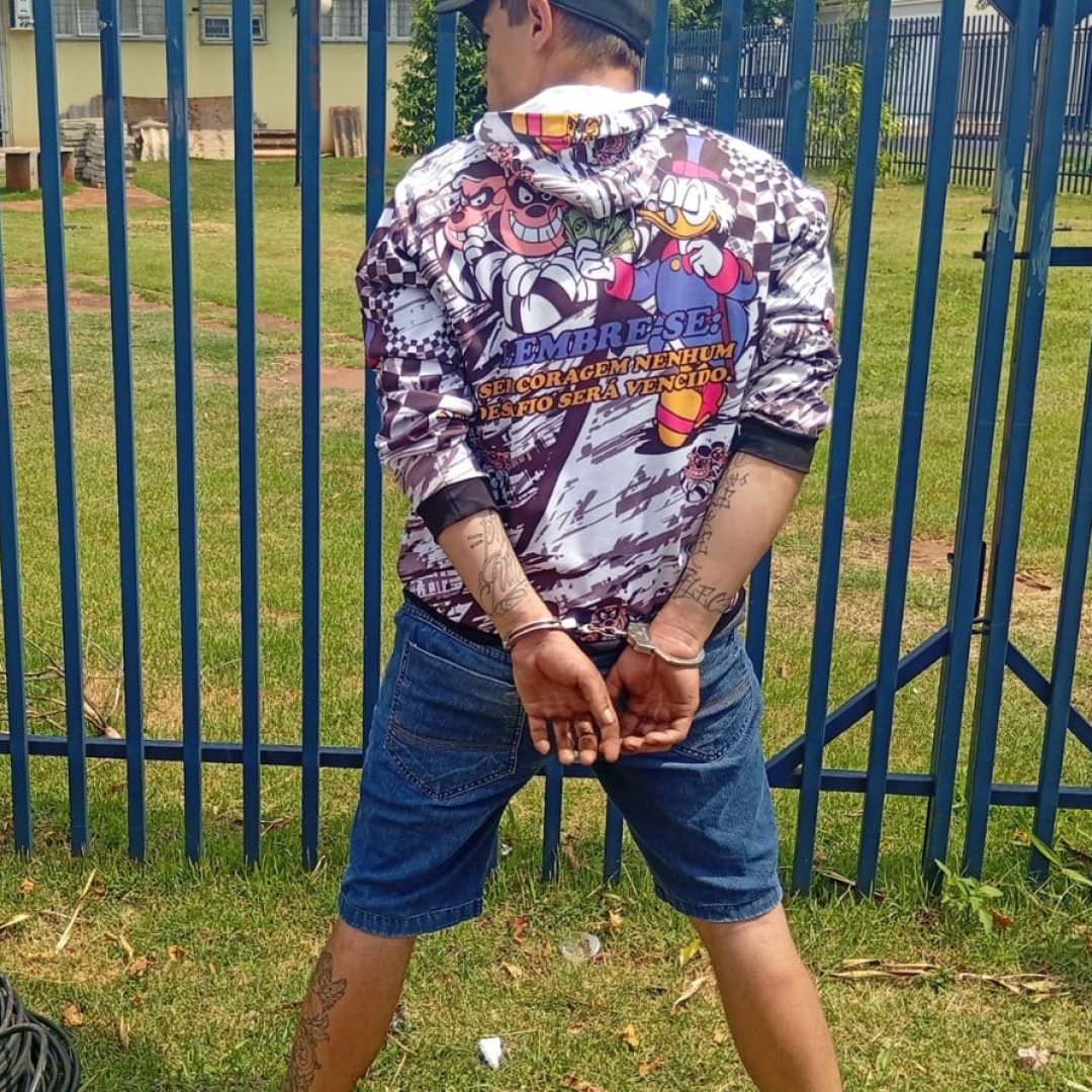 Guarda Civil Municipal de Sarandi prende em flagrante ladrão de fios