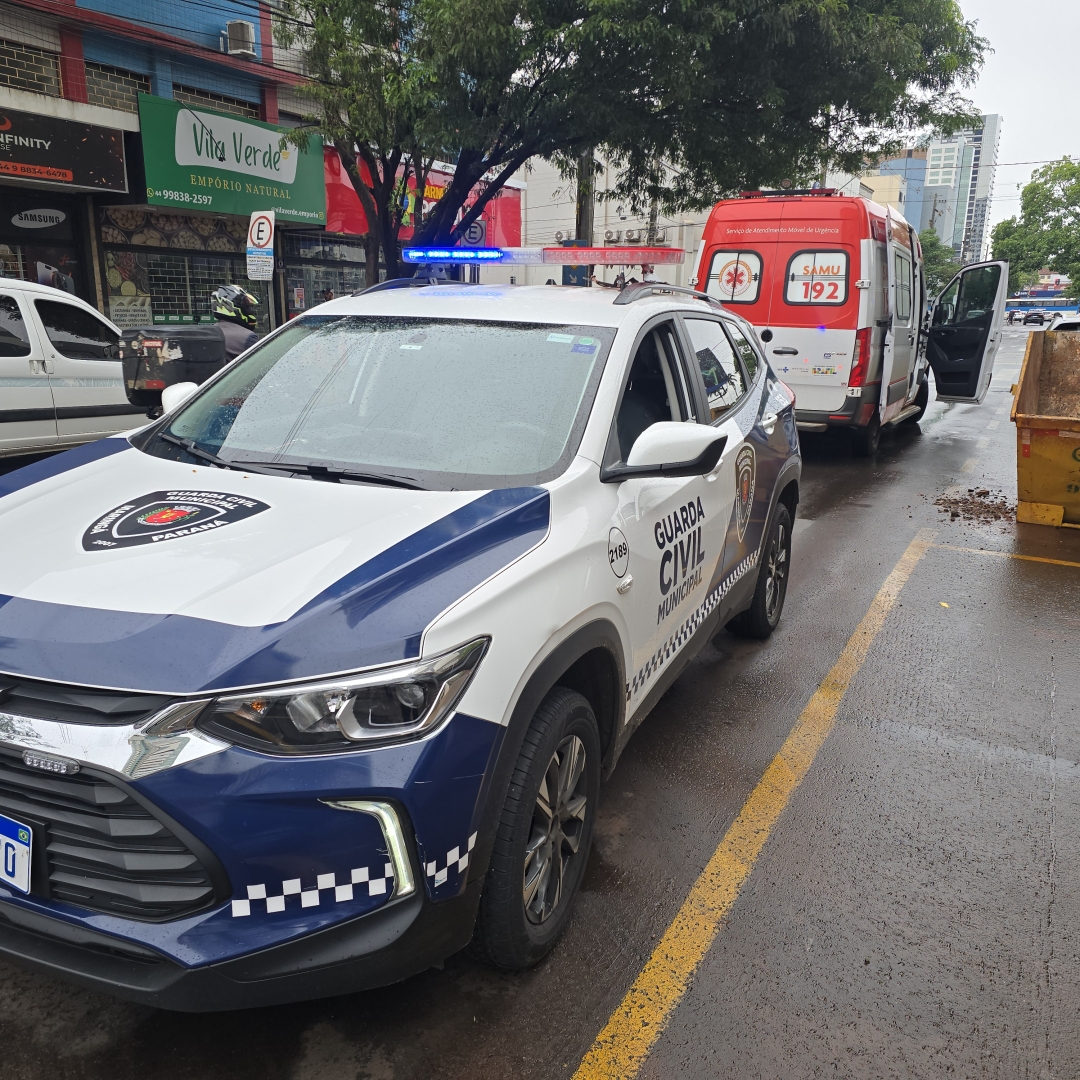 Homem sofre ferimentos graves após ser espancado no centro de Maringá