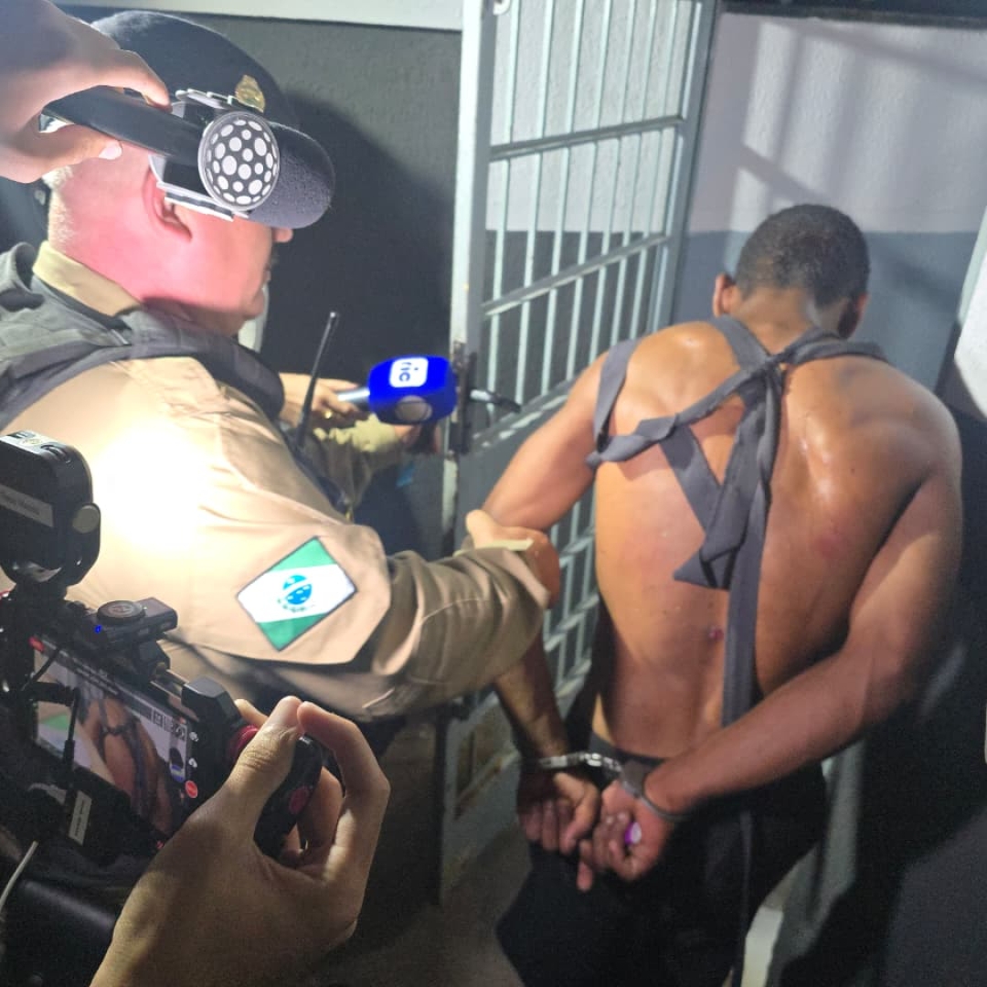 Homem é preso novamente por mostrar órgão genital para mulheres e crianças