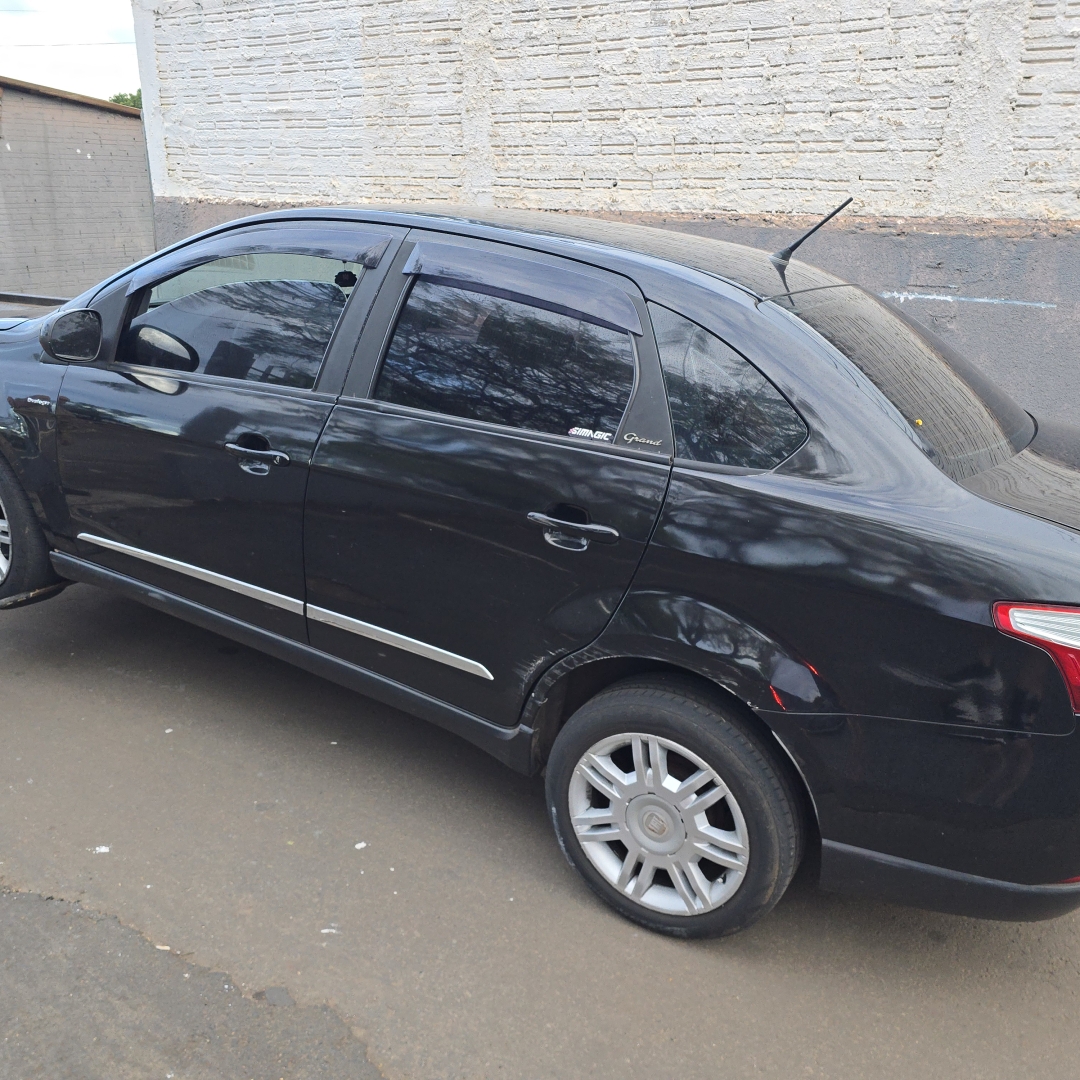 Casal é detido com tabletes de maconha após perseguição policial