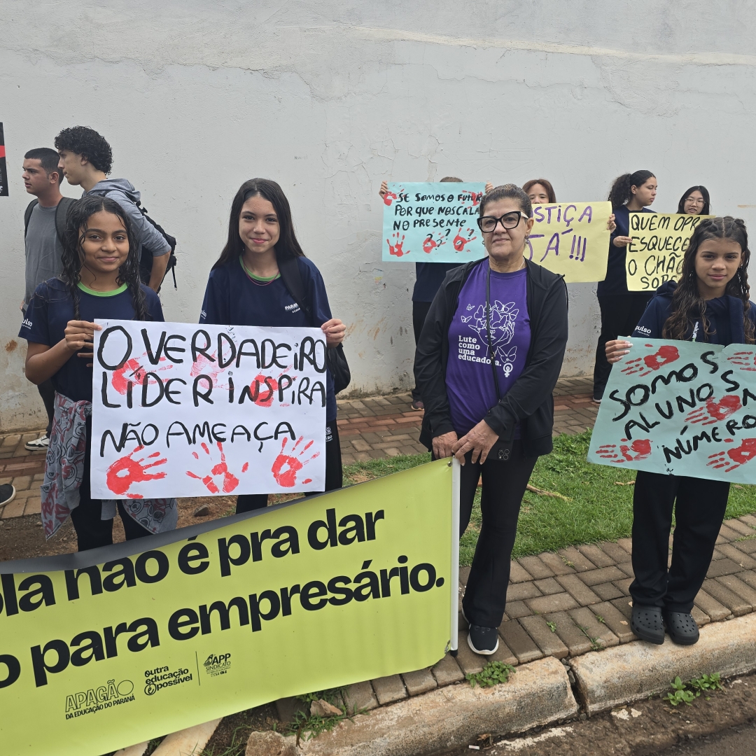 Professores e alunos acusam diretora de escola estadual de assédio moral