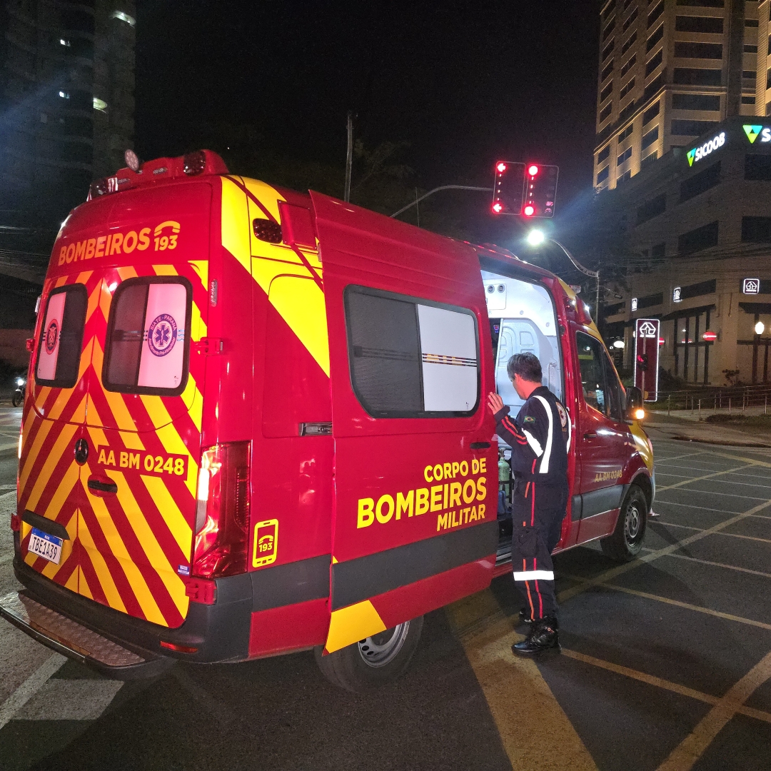 Motoboy sofre fratura exposta em perna após sofrer acidente na Horácio Raccanello Filho