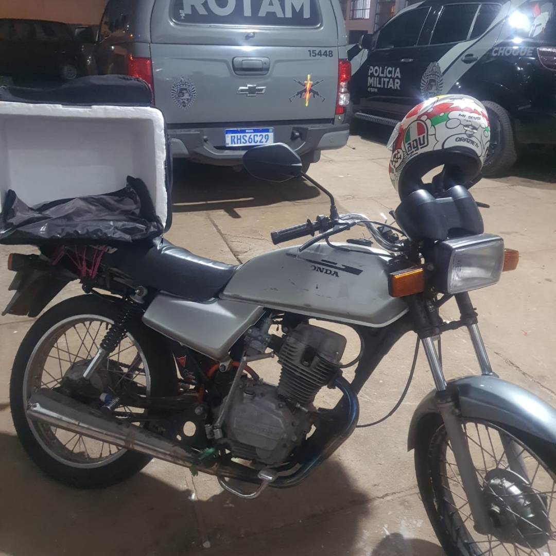 Falso motoboy é preso com drogas na cidade de Maringá