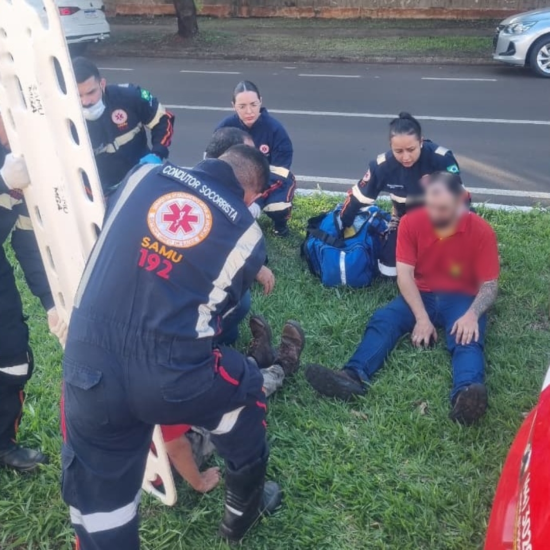 Mulher invade preferencial e provoca acidente grave em Maringá