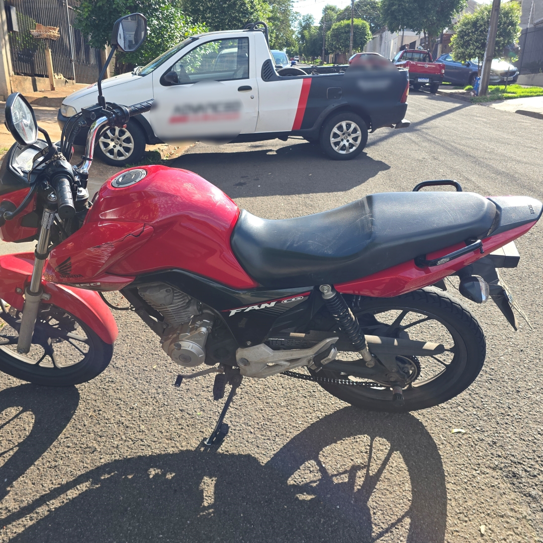 Motociclista de 54 anos sofre fratura exposta ao se envolver em acidente no Jardim Diamante