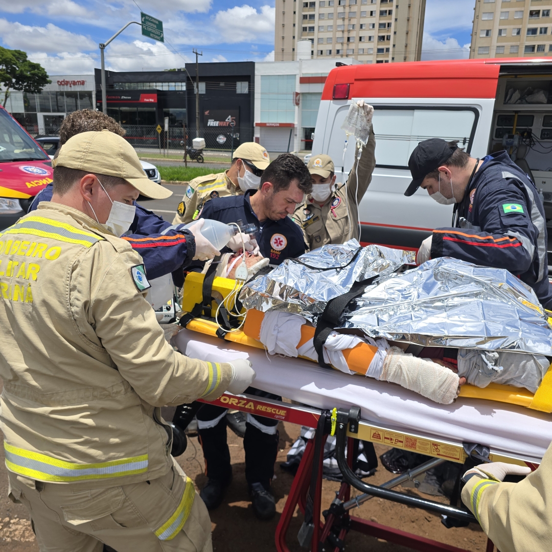 Motociclista que morreu de acidente na Colombo tinha 22 anos
