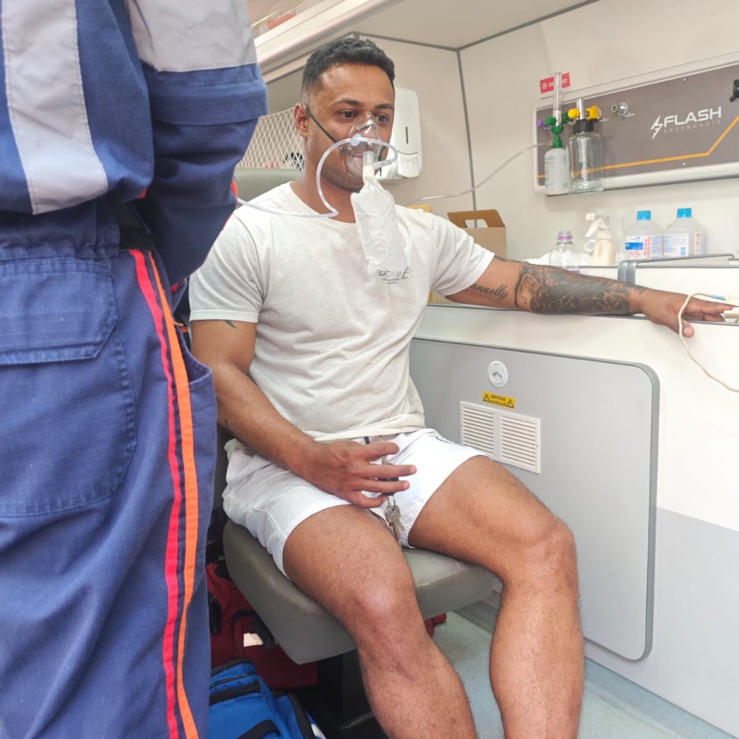 Soldado da PM de Sarandi salva a vida de duas mulheres durante incêndio em apartamento