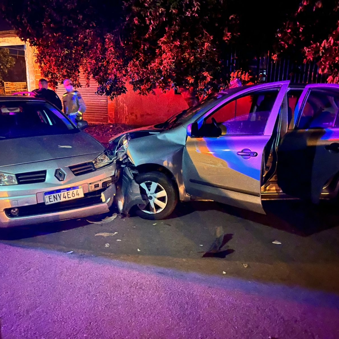 Bandido que roubou carro em Maringá é baleado no ânus após fazer família refém