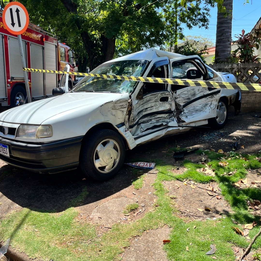 Mulher e crianças ficam feridas em acidente no Jardim Alvorada