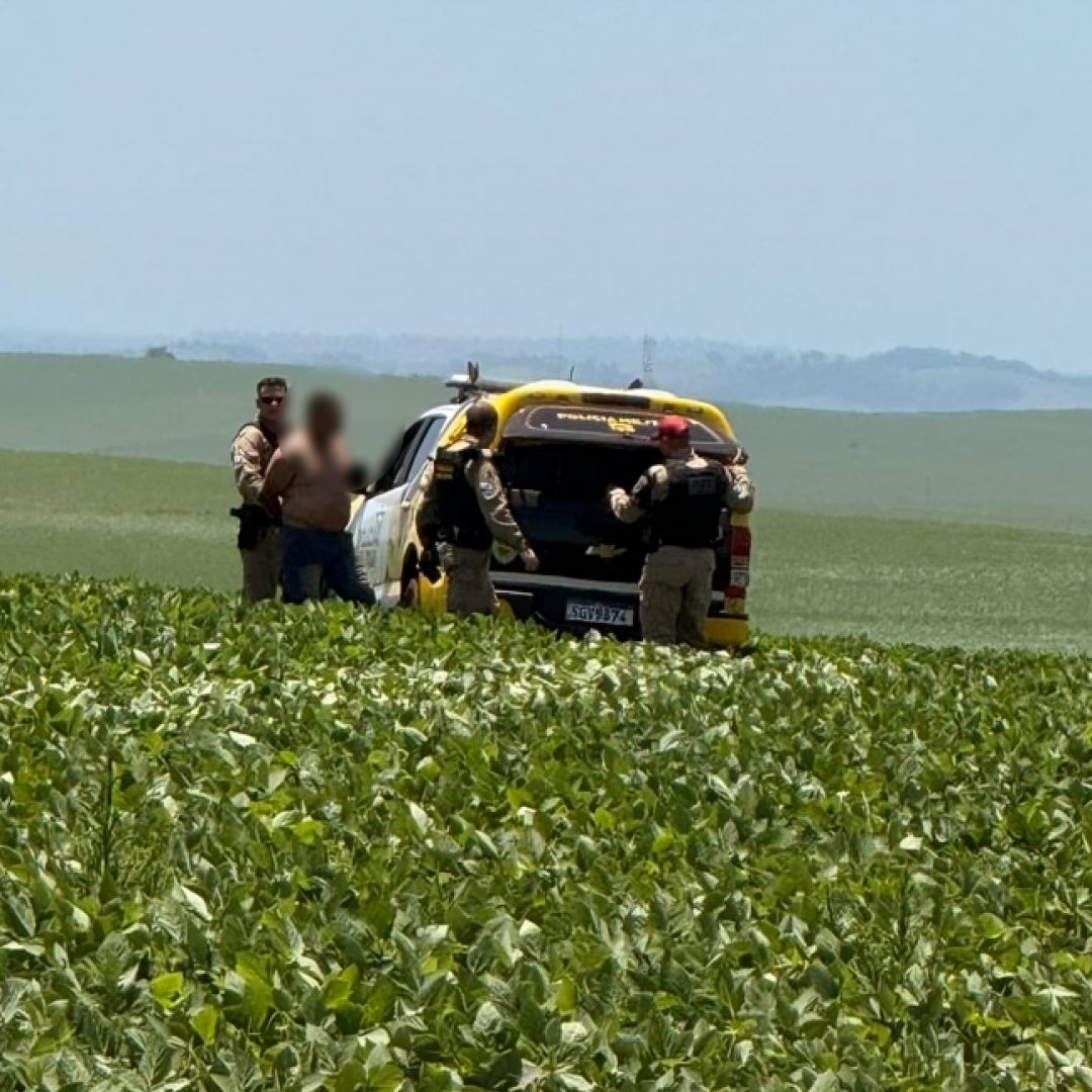 Cerco policial na área rural de Ivatuba termina com homem preso e veículos apreendidos