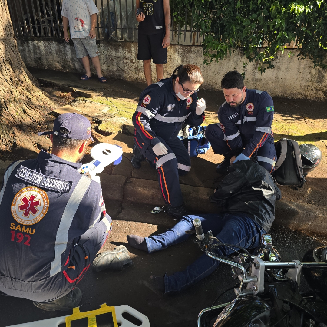 Motociclista de 19 anos sofre acidente grave na Vila Santa Izabel