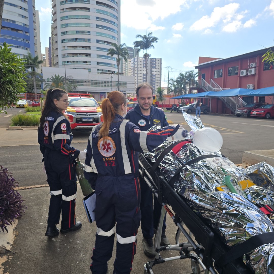 Homem de 63 anos é intubado após ser atropelado por ônibus em Marialva
