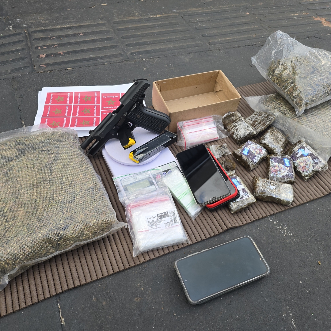 Casal é detido com drogas e arma de fogo na cidade de Maringá 