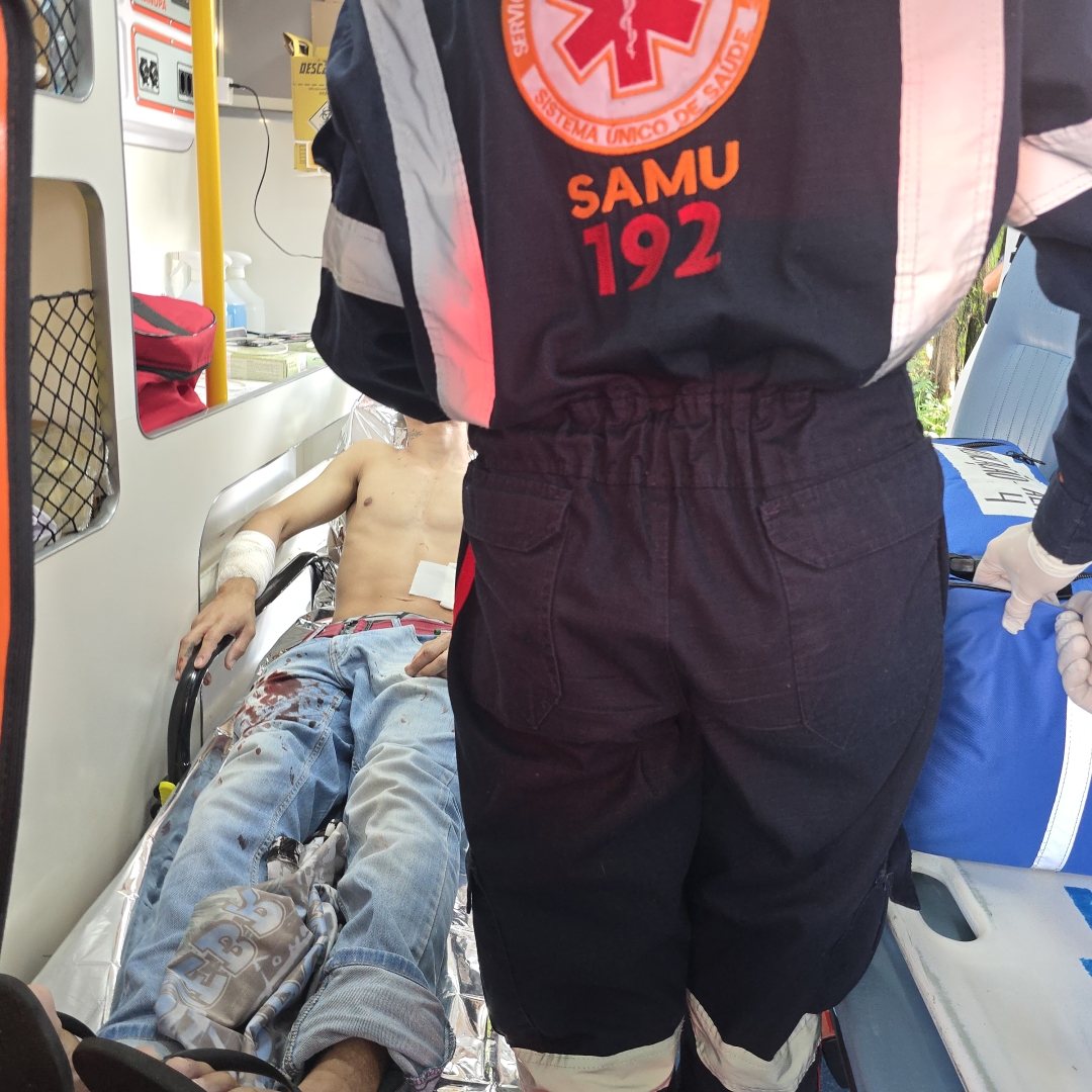 Rapaz de 26 anos é ferido a tiros no Jardim Mandacaru