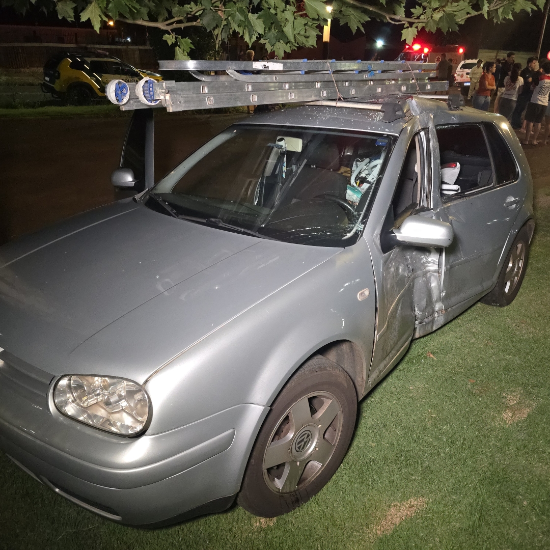 Casal fica gravemente ferido após sofrer acidente em avenida do Eurogarden