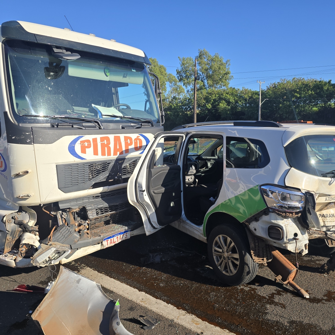 Engarrafamento de veículos na rodovia BR-376 causa ferimentos graves em duas mulheres