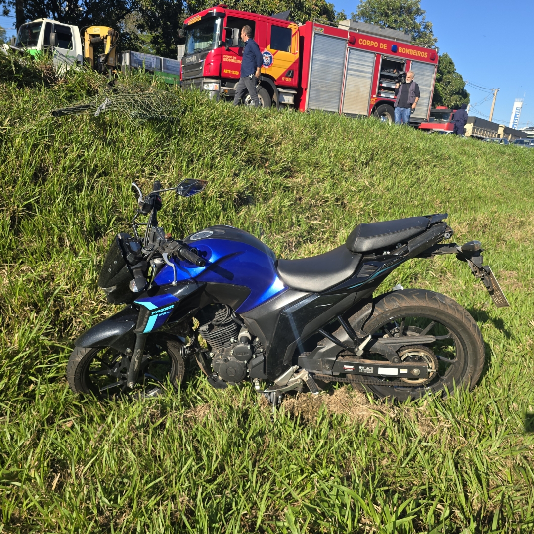 Engarrafamento de veículos na rodovia BR-376 causa ferimentos graves em duas mulheres