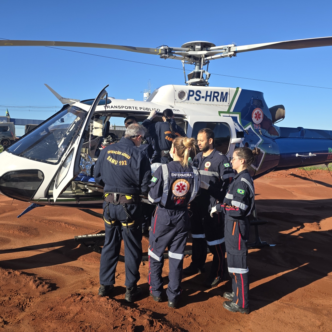 Engarrafamento de veículos na rodovia BR-376 causa ferimentos graves em duas mulheres