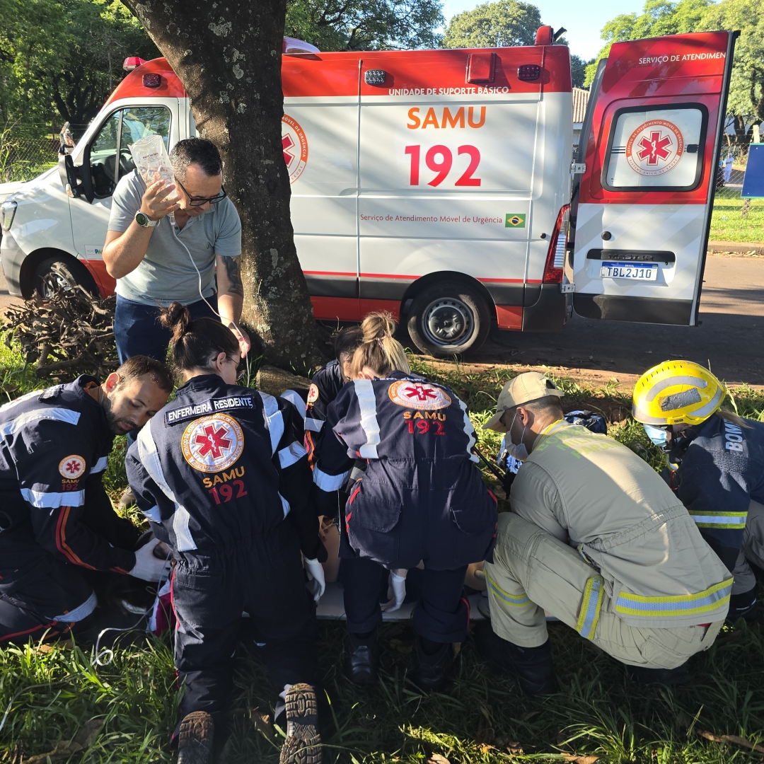 Engarrafamento de veículos na rodovia BR-376 causa ferimentos graves em duas mulheres