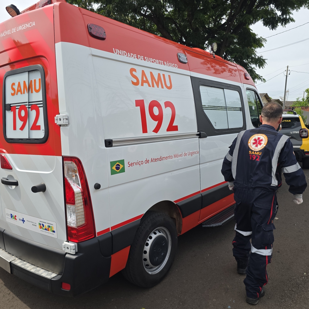 Briga em família termina com um esfaqueado e uma mulher ferida na cabeça