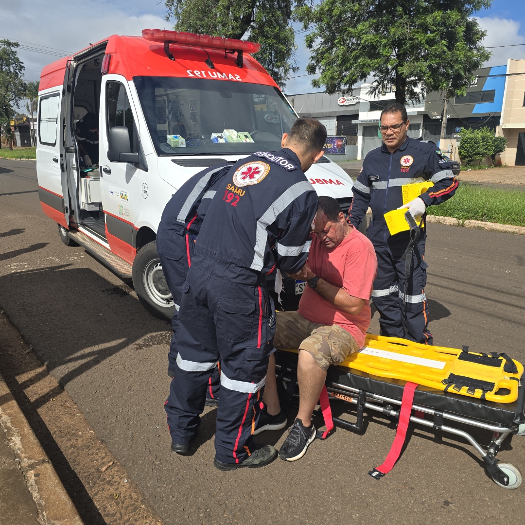 Motorista cruza preferencial e causa acidente grave na Avenida Morangueira